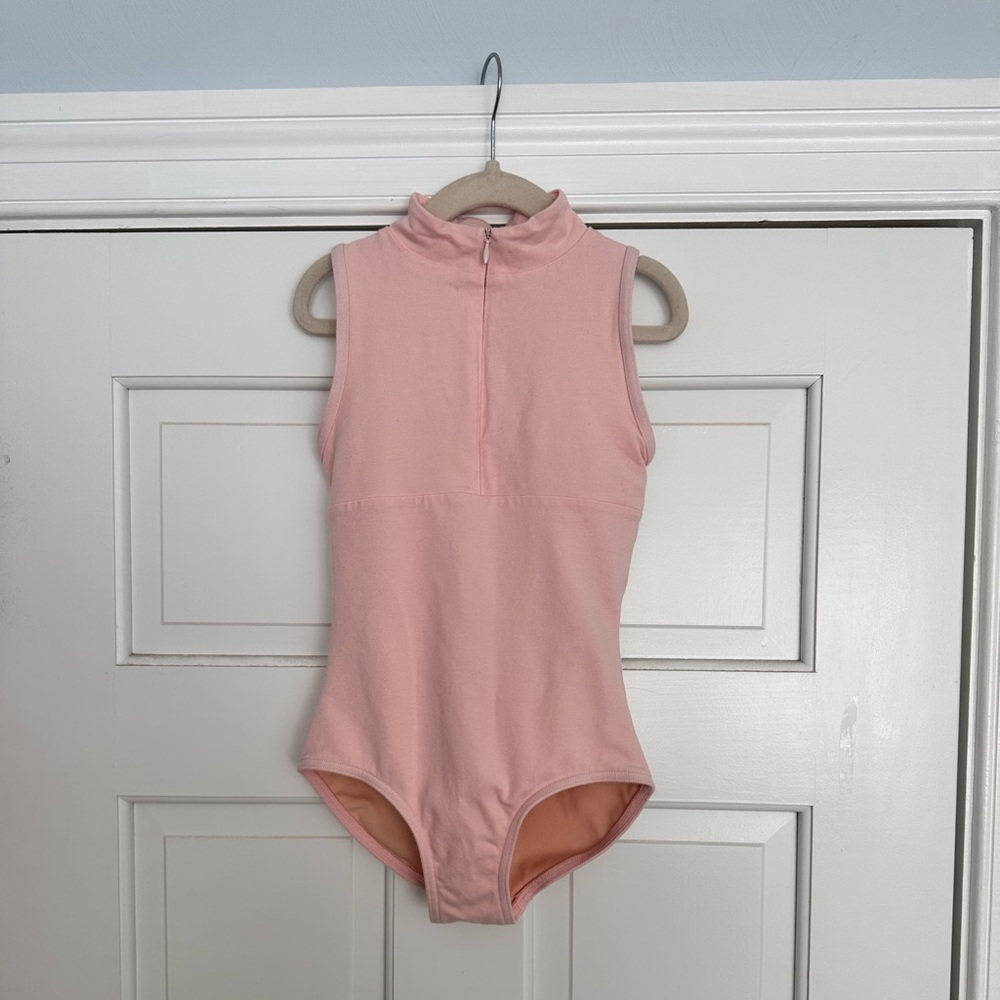 Capezio Girls Ballet Leotard - Front Zip with Mesh Back - Size M